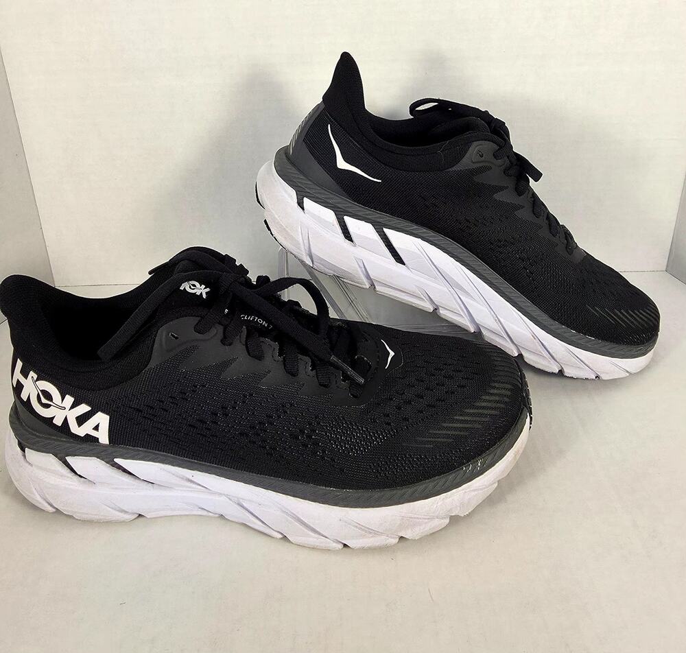 Hoka One Clifton 7 Black White Running Shoes Sneakers‎ Women's Size 8